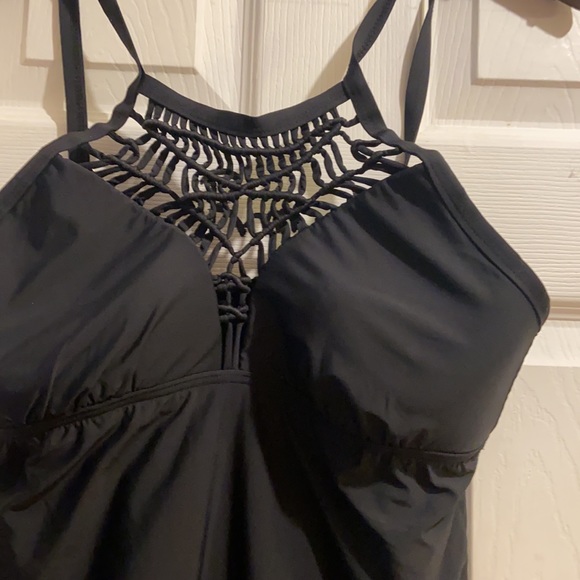 Athena - Picture 2 of 10